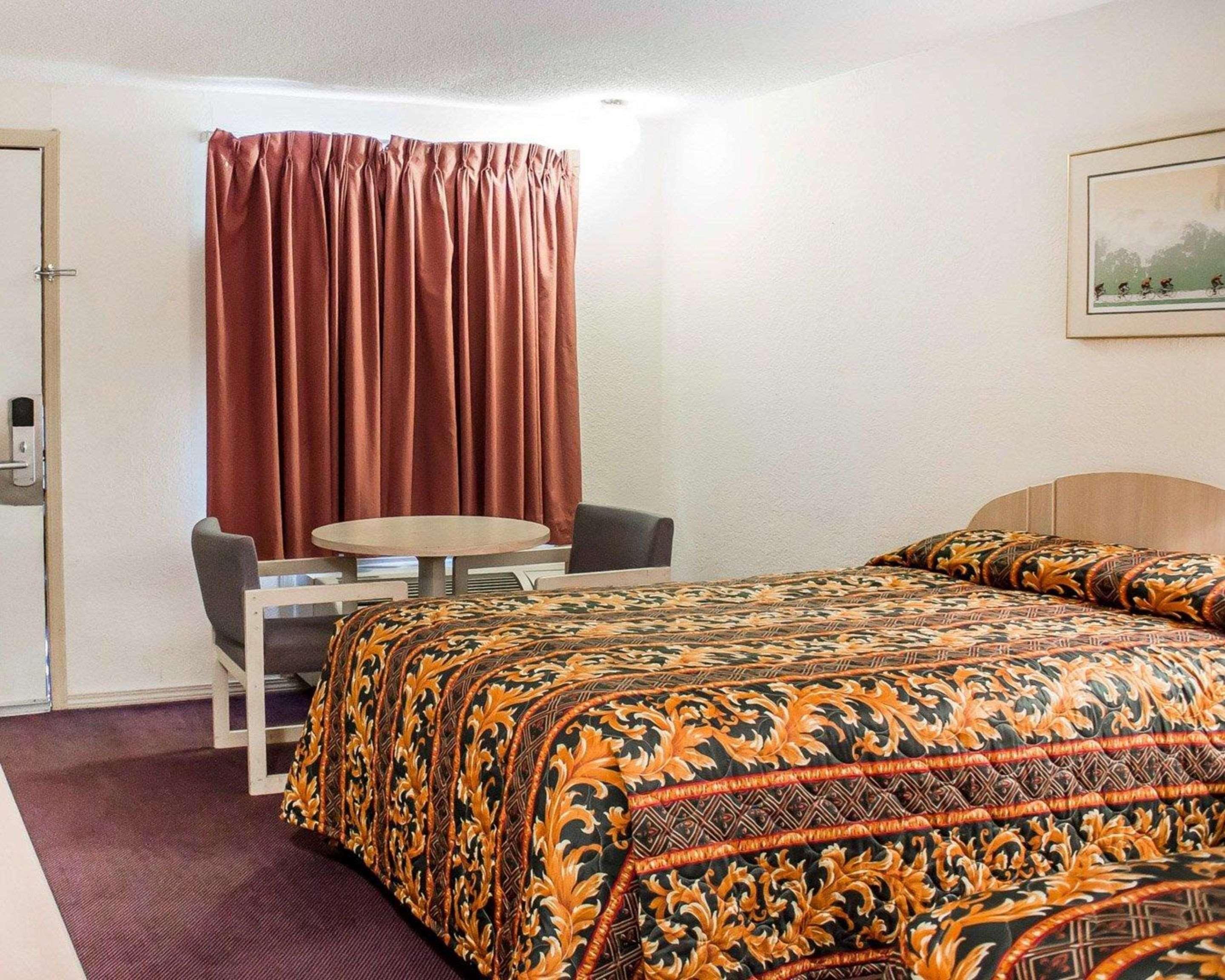 Rodeway Inn Findlay Εξωτερικό φωτογραφία