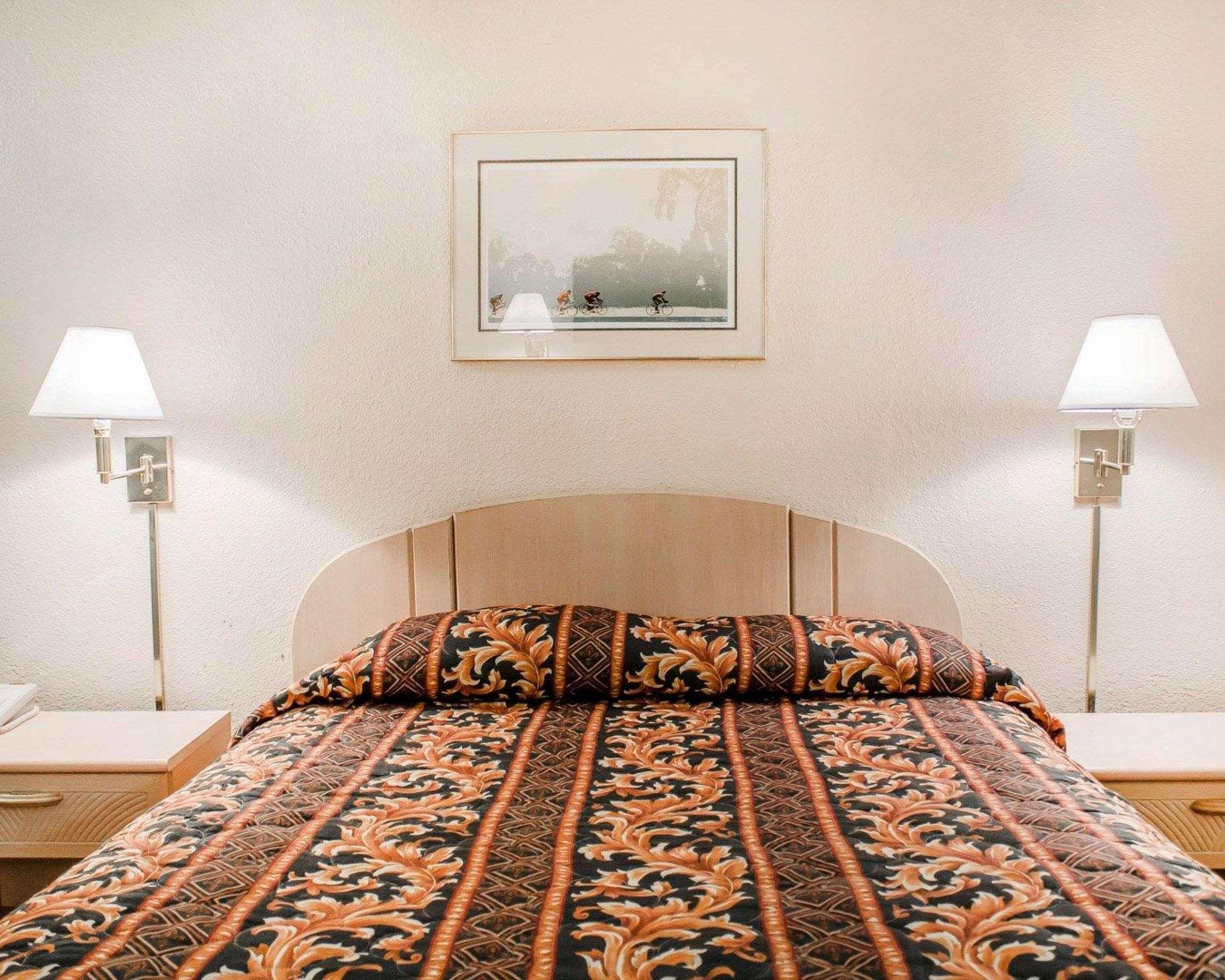 Rodeway Inn Findlay Εξωτερικό φωτογραφία