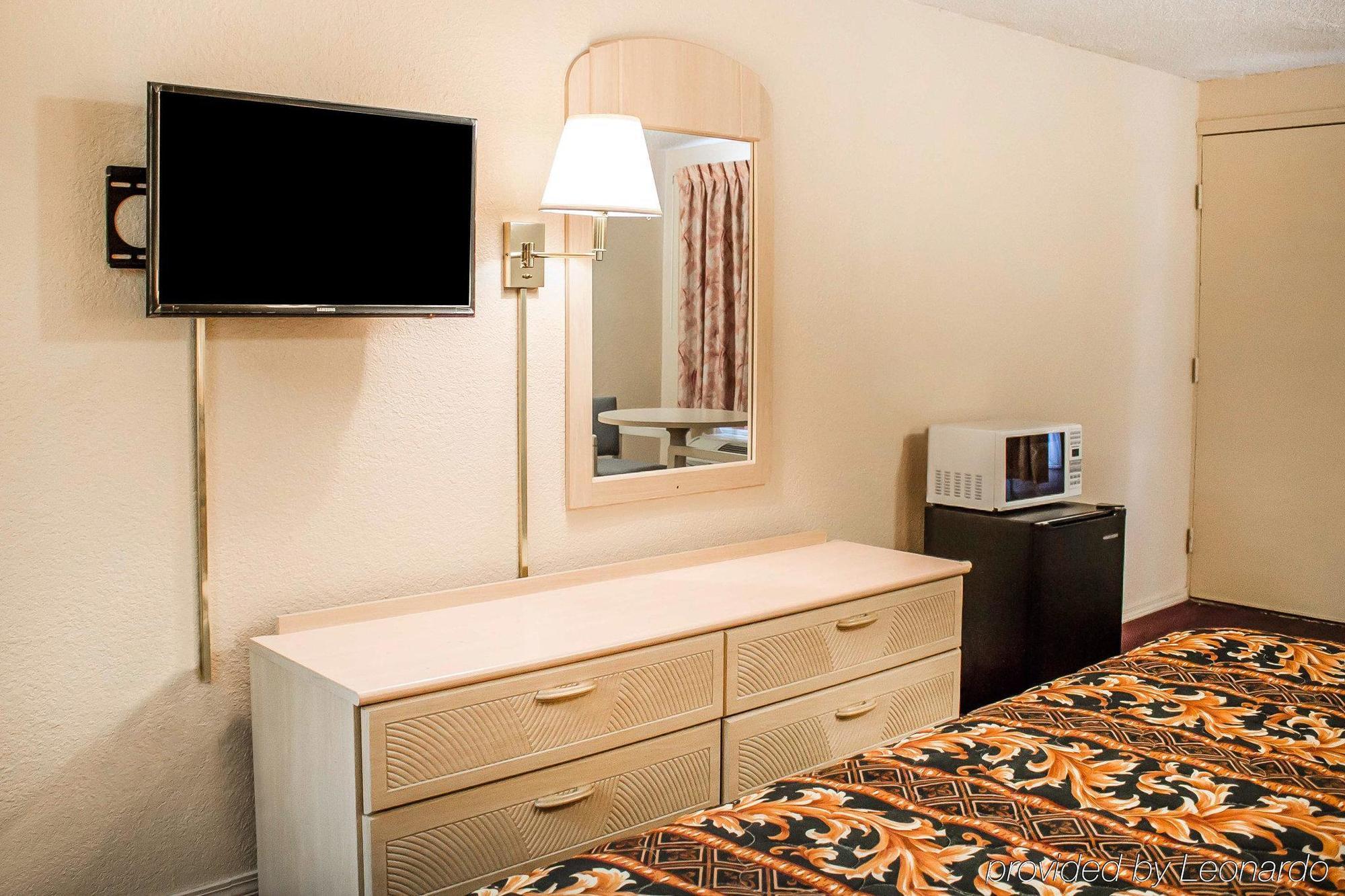 Rodeway Inn Findlay Εξωτερικό φωτογραφία