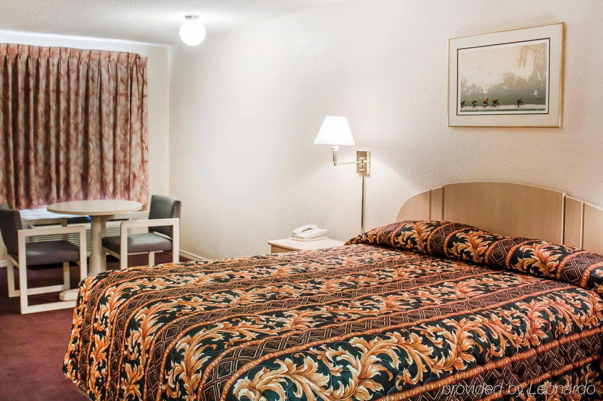 Rodeway Inn Findlay Εξωτερικό φωτογραφία